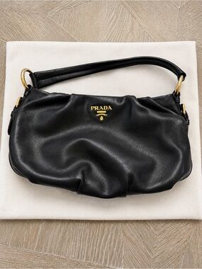 Prada Vitello Lux Hobo Shoulder Bag Black Gathered Leather Gold Hardware